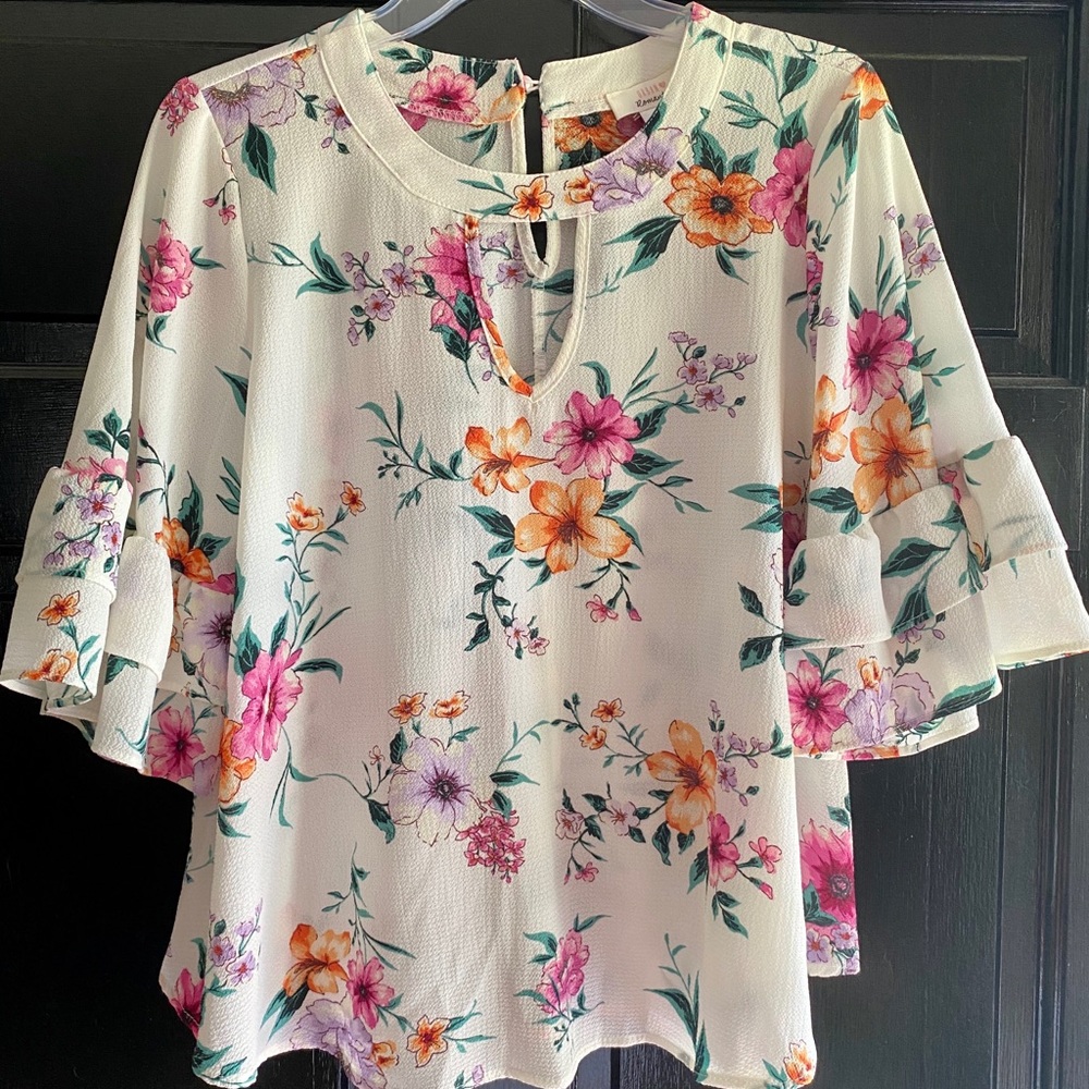 Flowy Blouse